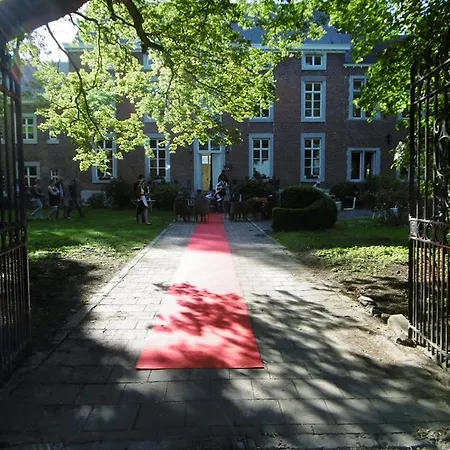 Chateau De L'enclos B&B Geer